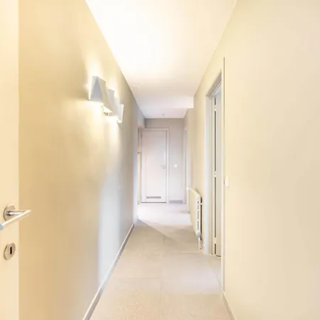With 2 Bedrooms In Belgium *